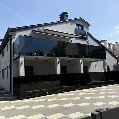 Apartmani Beril Lux 罗维尼 外观 照片
