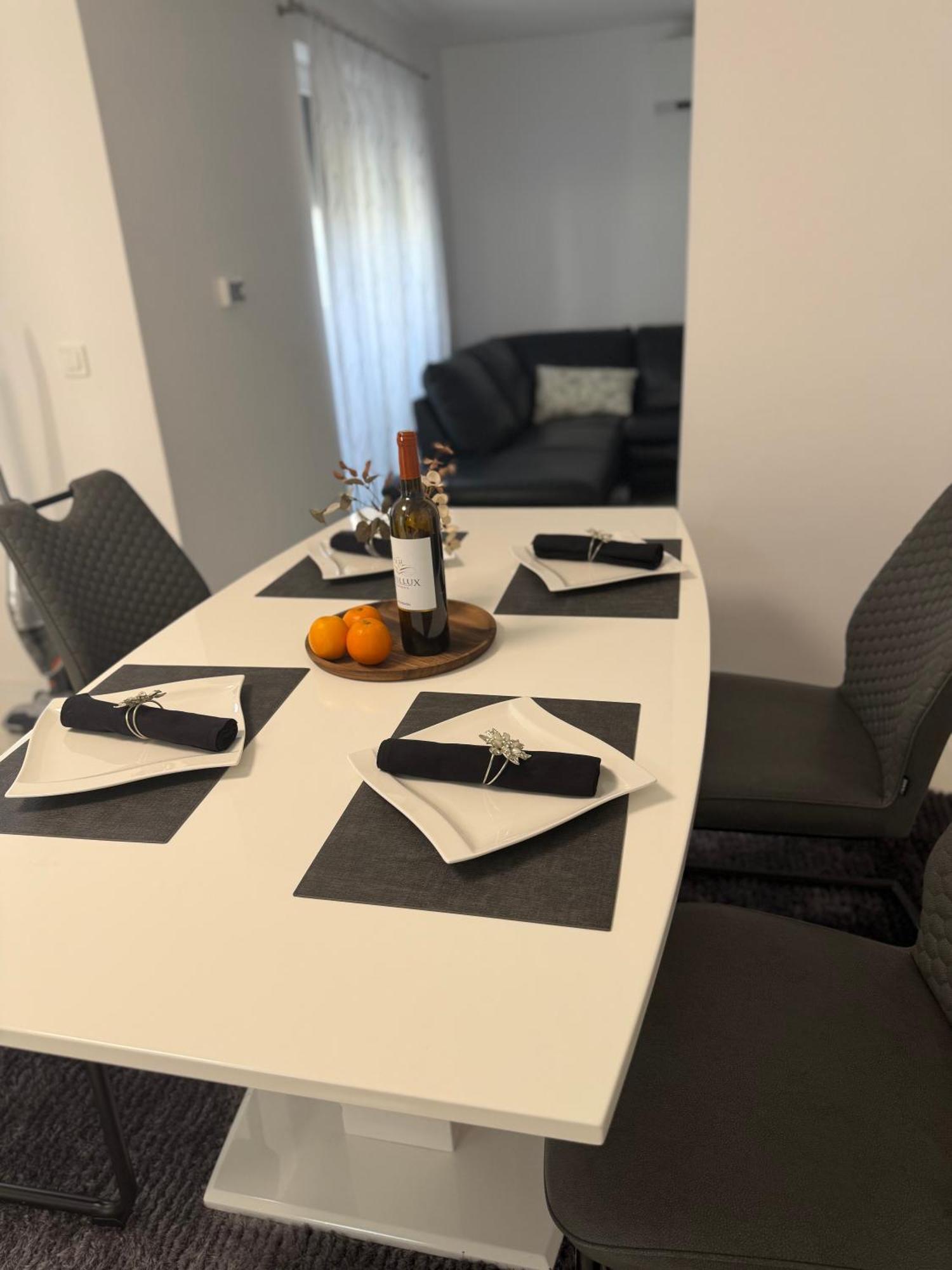 Apartmani Beril Lux 罗维尼 外观 照片