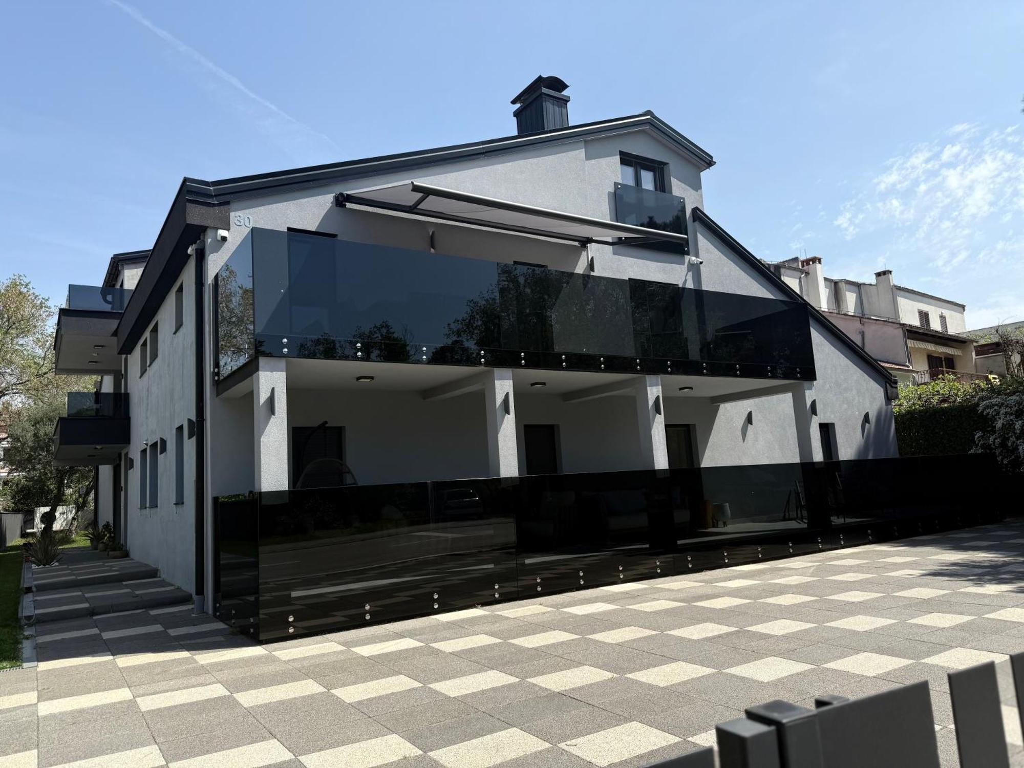 Apartmani Beril Lux 罗维尼 外观 照片
